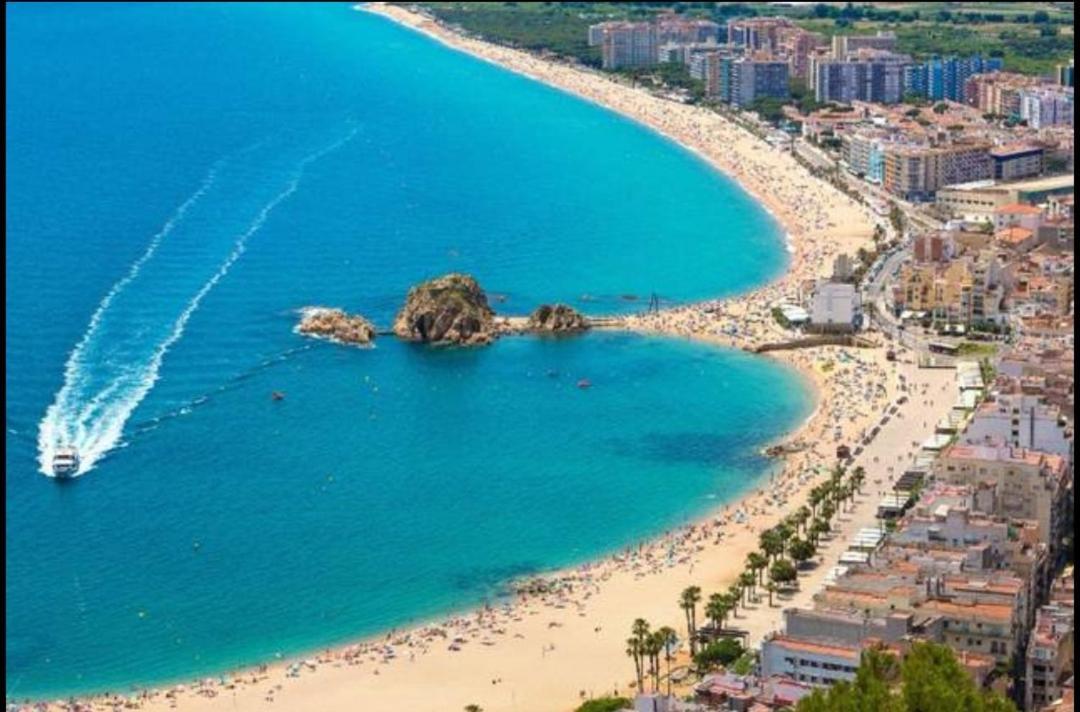 Seahomes Vacations, La Casa Blue Mediterranean Lifestyle 布拉内斯 外观 照片