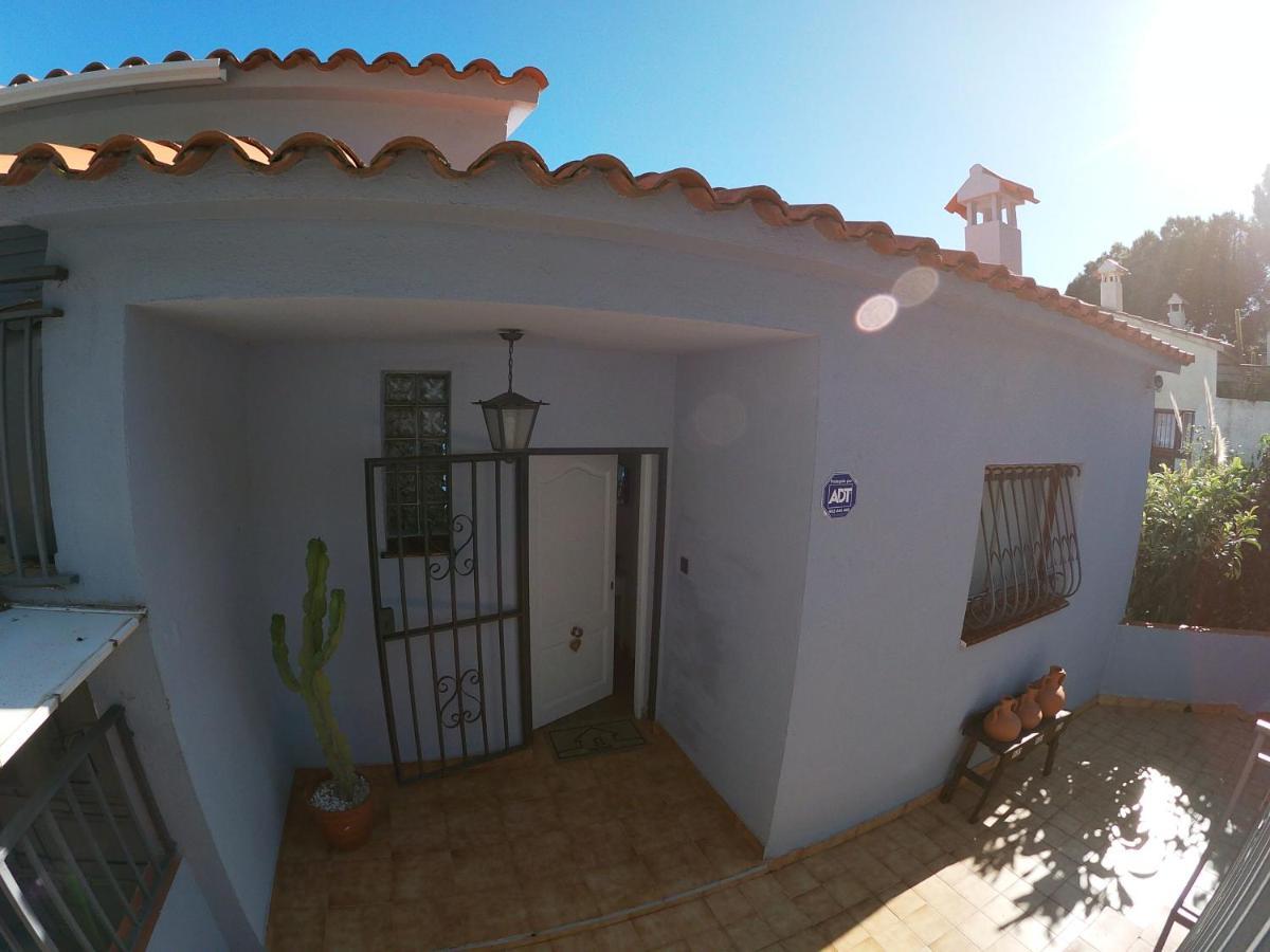 Seahomes Vacations, La Casa Blue Mediterranean Lifestyle 布拉内斯 外观 照片