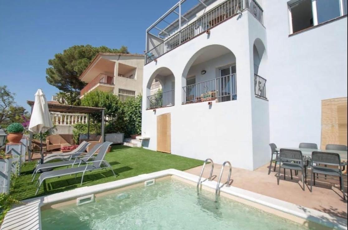 Seahomes Vacations, La Casa Blue Mediterranean Lifestyle 布拉内斯 外观 照片