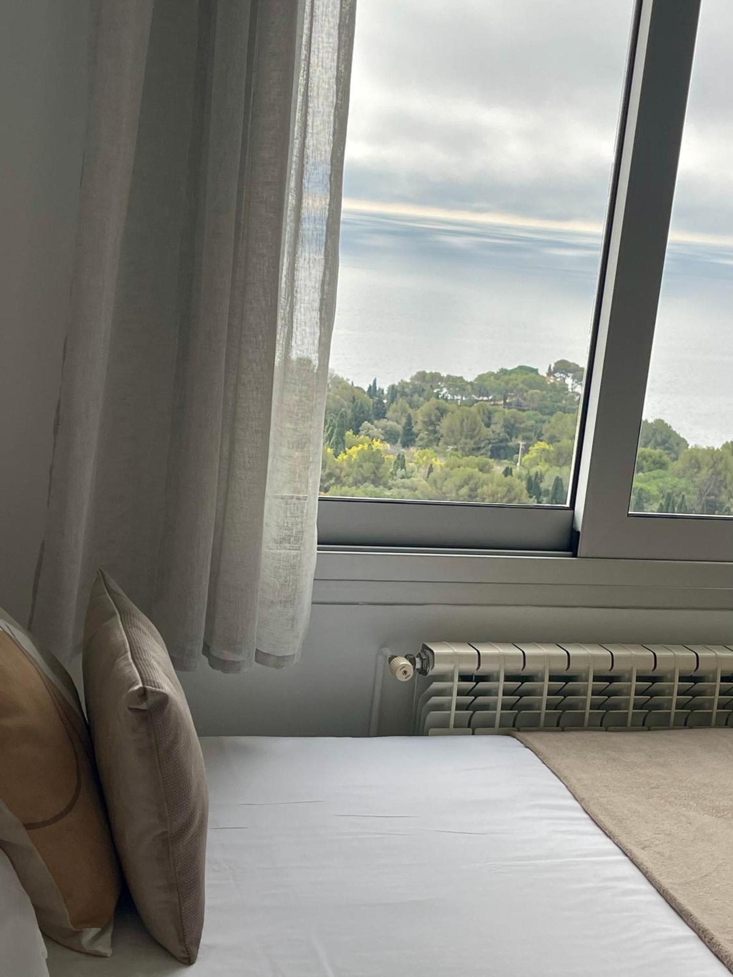 Seahomes Vacations, La Casa Blue Mediterranean Lifestyle 布拉内斯 外观 照片