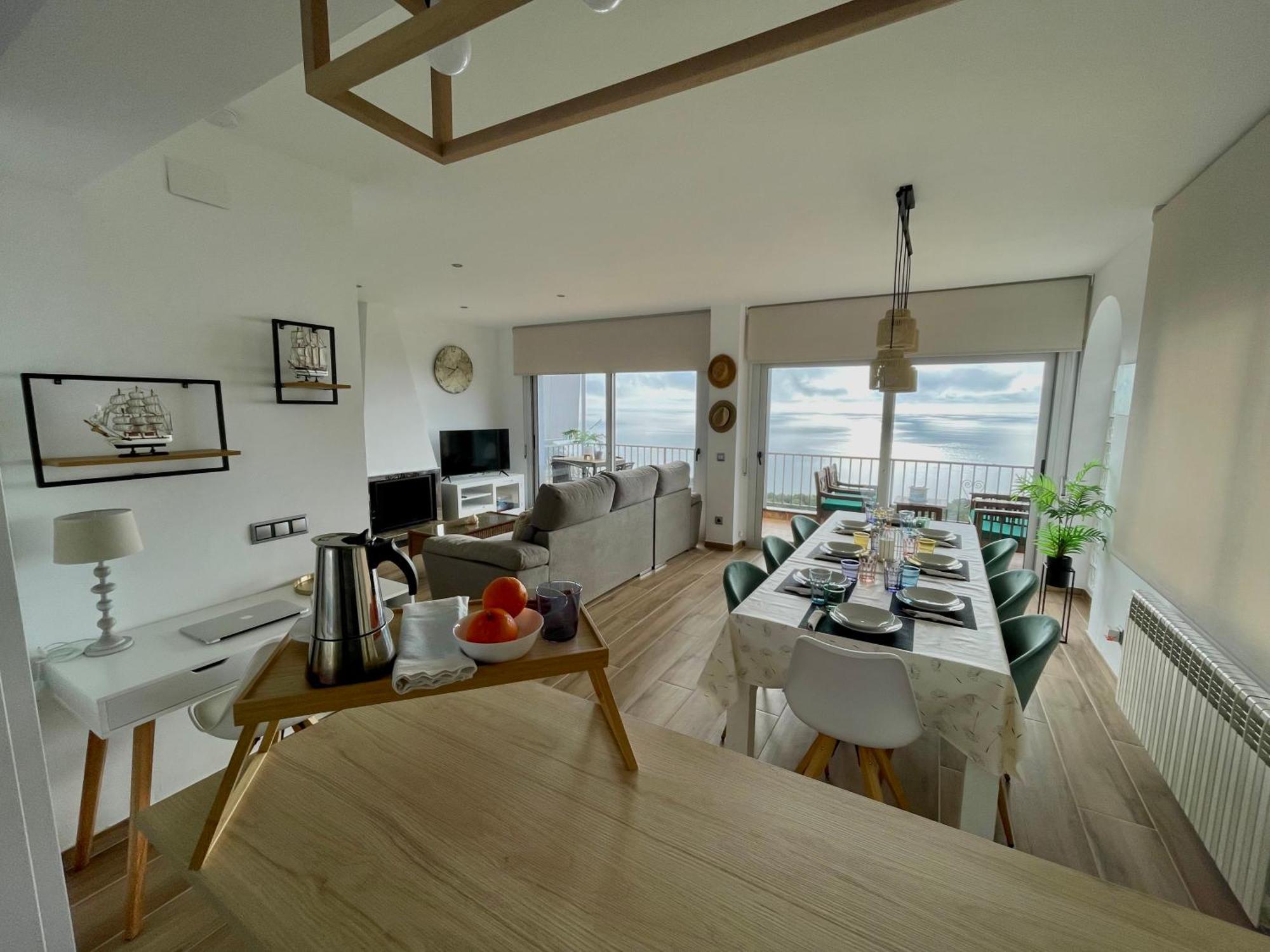 Seahomes Vacations, La Casa Blue Mediterranean Lifestyle 布拉内斯 外观 照片