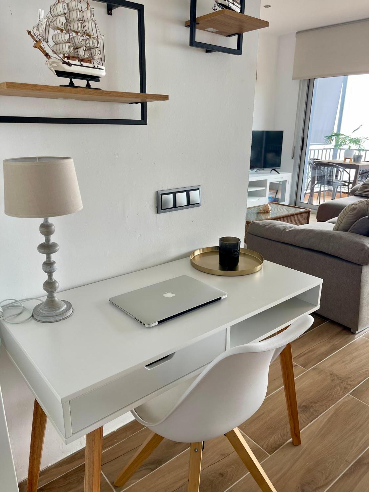 Seahomes Vacations, La Casa Blue Mediterranean Lifestyle 布拉内斯 外观 照片