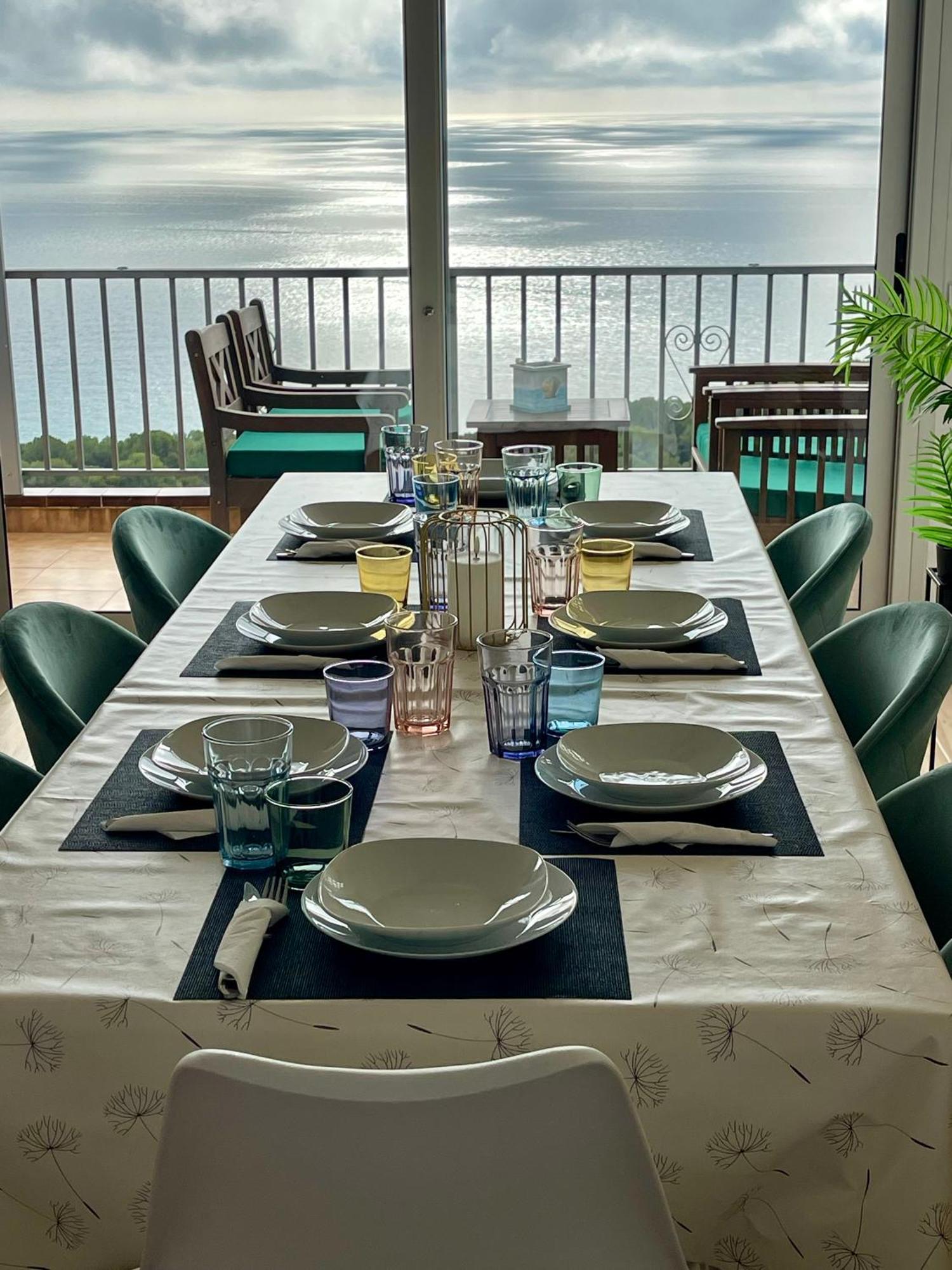 Seahomes Vacations, La Casa Blue Mediterranean Lifestyle 布拉内斯 外观 照片
