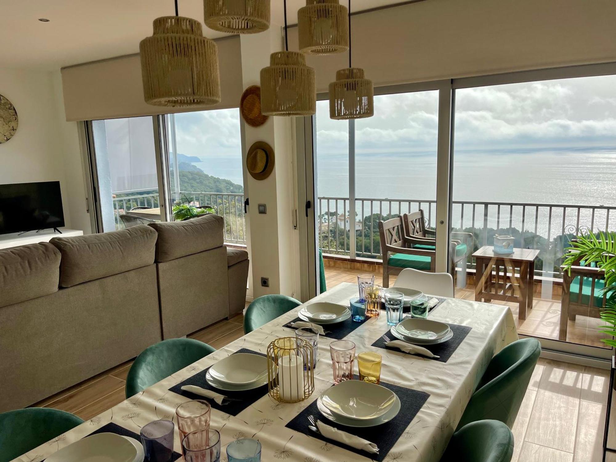 Seahomes Vacations, La Casa Blue Mediterranean Lifestyle 布拉内斯 外观 照片