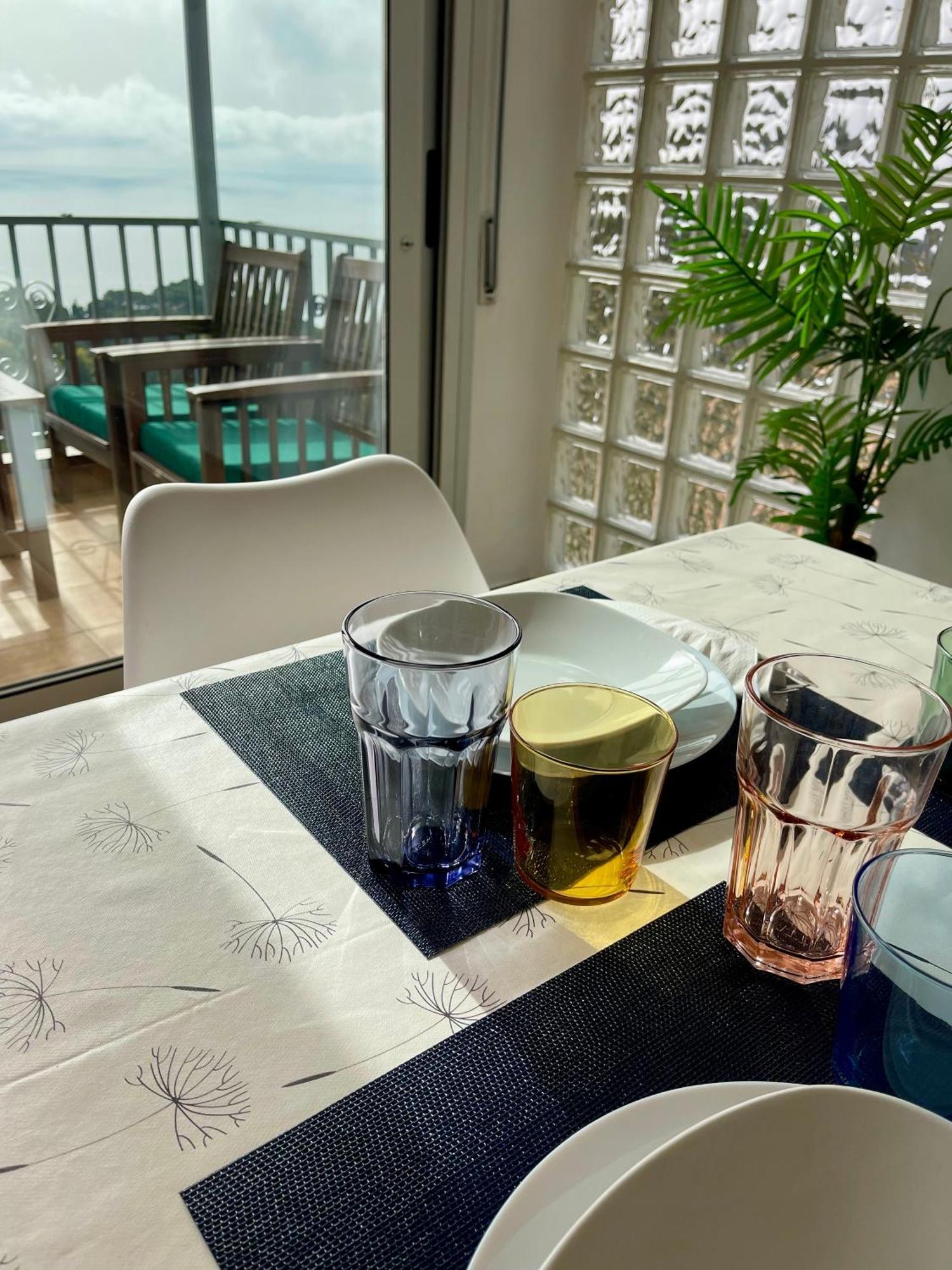 Seahomes Vacations, La Casa Blue Mediterranean Lifestyle 布拉内斯 外观 照片