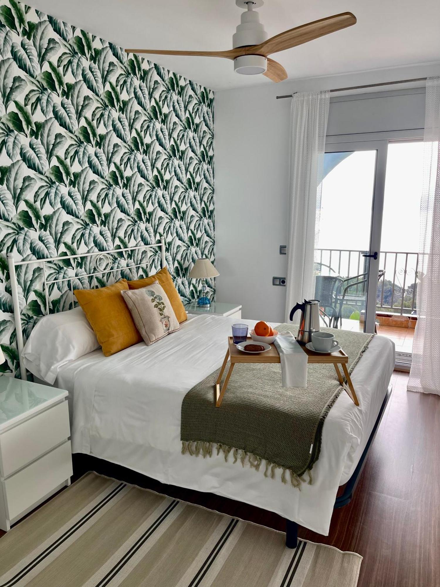 Seahomes Vacations, La Casa Blue Mediterranean Lifestyle 布拉内斯 外观 照片