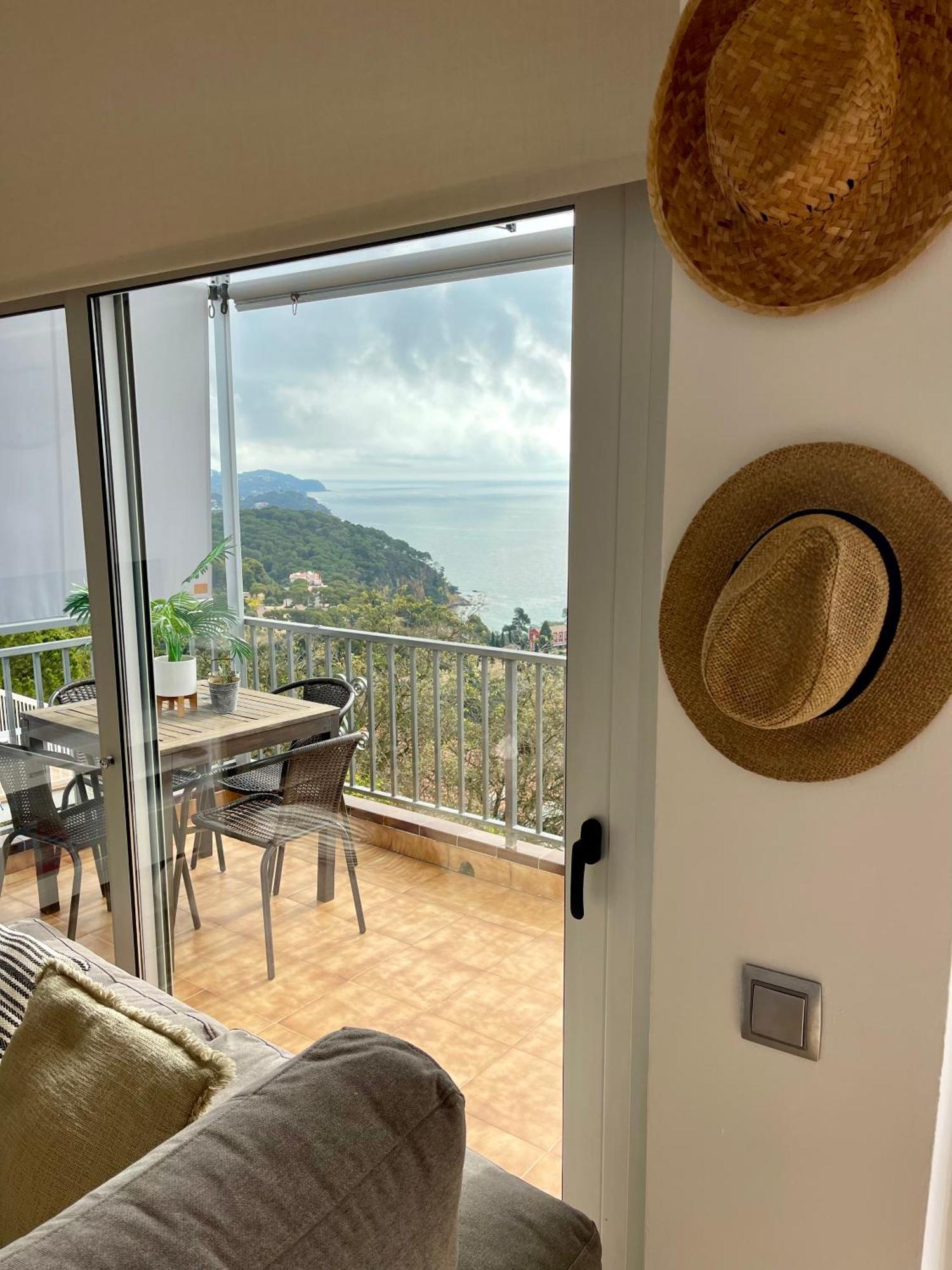 Seahomes Vacations, La Casa Blue Mediterranean Lifestyle 布拉内斯 外观 照片