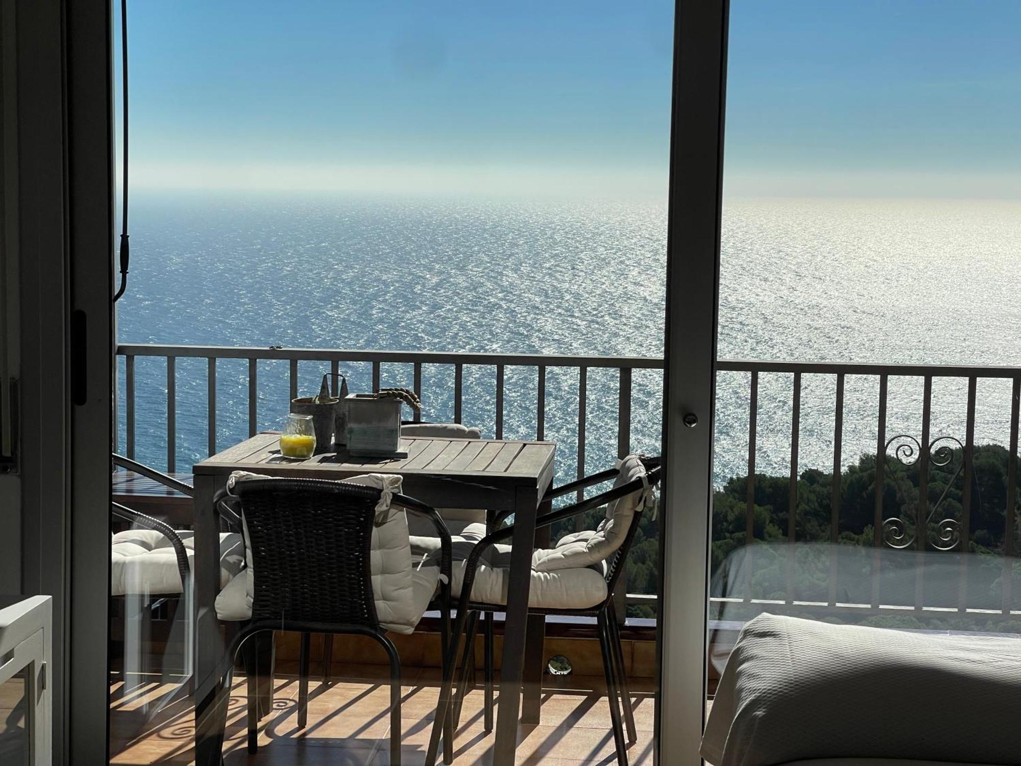 Seahomes Vacations, La Casa Blue Mediterranean Lifestyle 布拉内斯 外观 照片